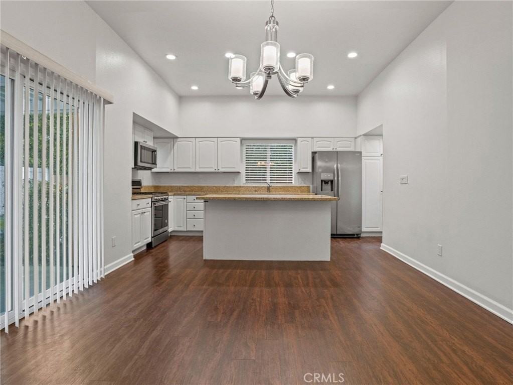 15940 Ward Ct - Photo 5 of 27