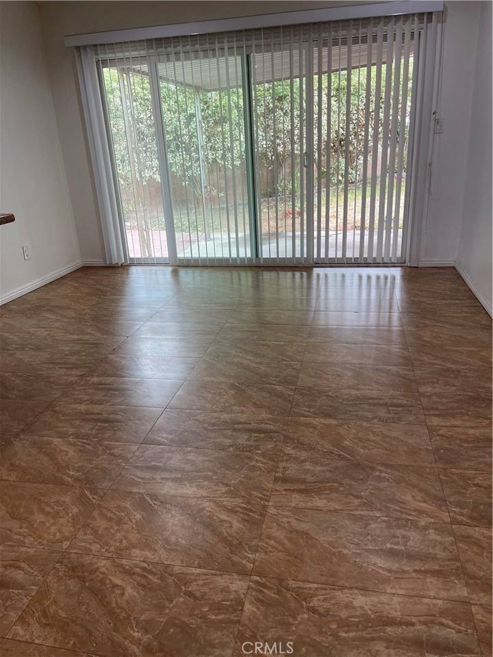 18007 Belshire Ave - Photo 6 of 31