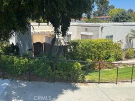 featured image of 2272 Via Mariposa E