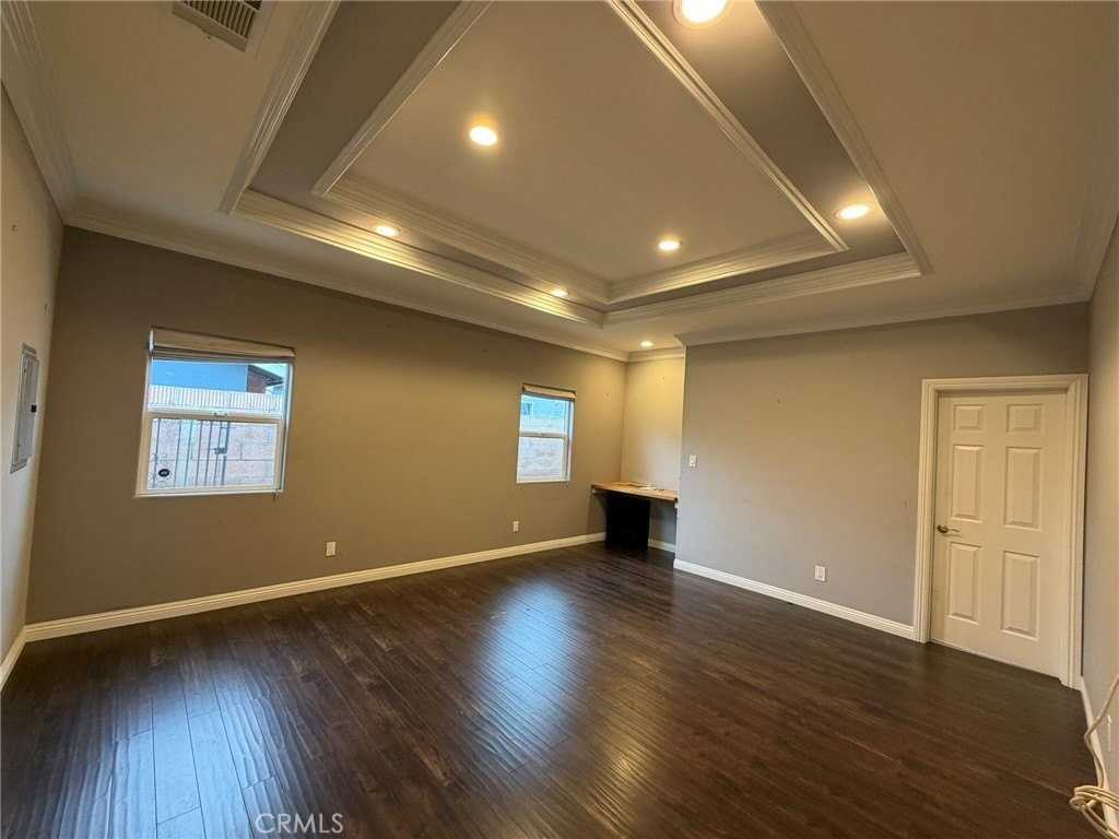 17356 Pepper Tree St - Photo 3 of 30