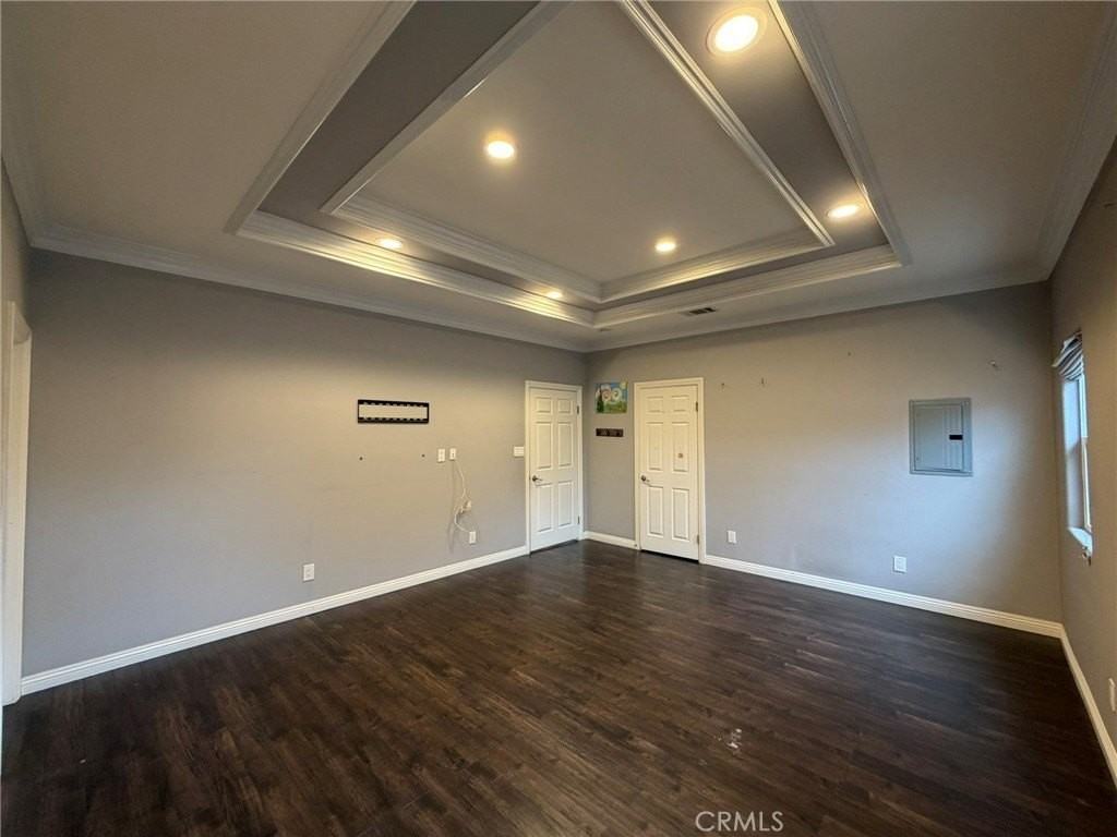 17356 Pepper Tree St - Photo 4 of 30