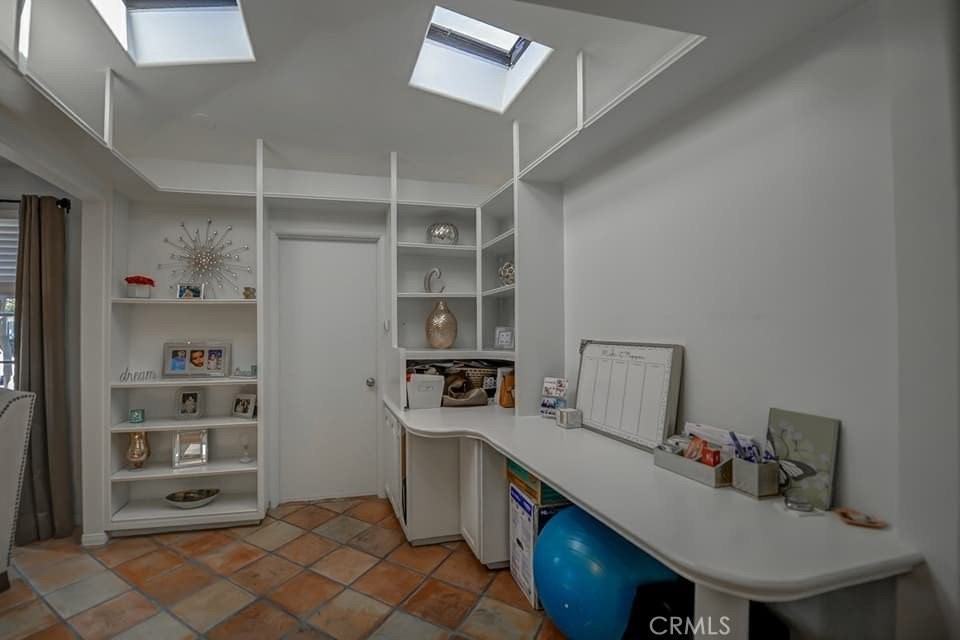 140 Yorktown Ln - Photo 6 of 9