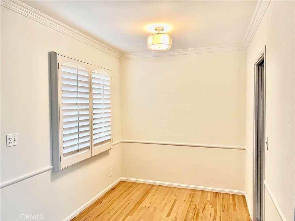 5518 Riviera Way - Photo 7 of 33