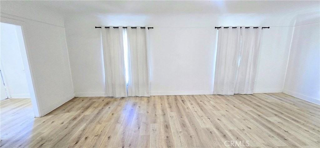 5747 Jefferson Ave - Photo 7 of 50