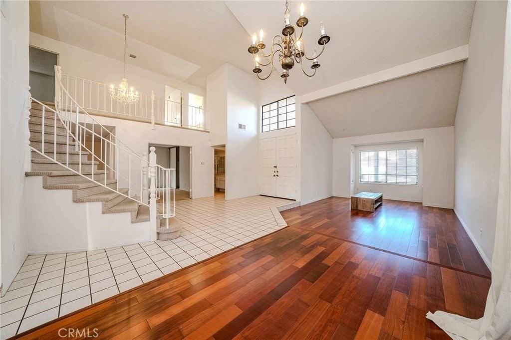 2100 Winterwood Dr - Photo 3 of 28