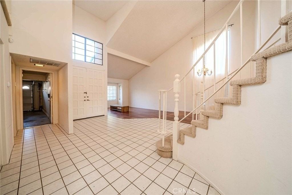 2100 Winterwood Dr - Photo 4 of 28