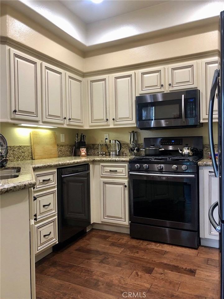 7949 E Quinn Dr - Photo 2 of 10