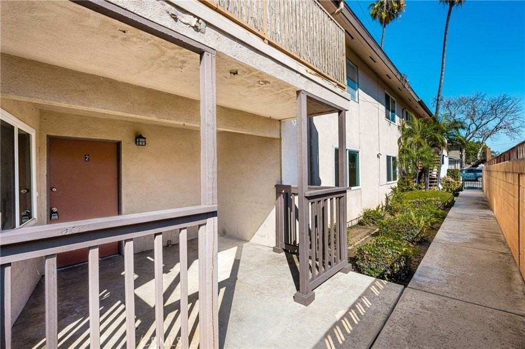 121 S Illinois St #2 - Photo 4 of 17