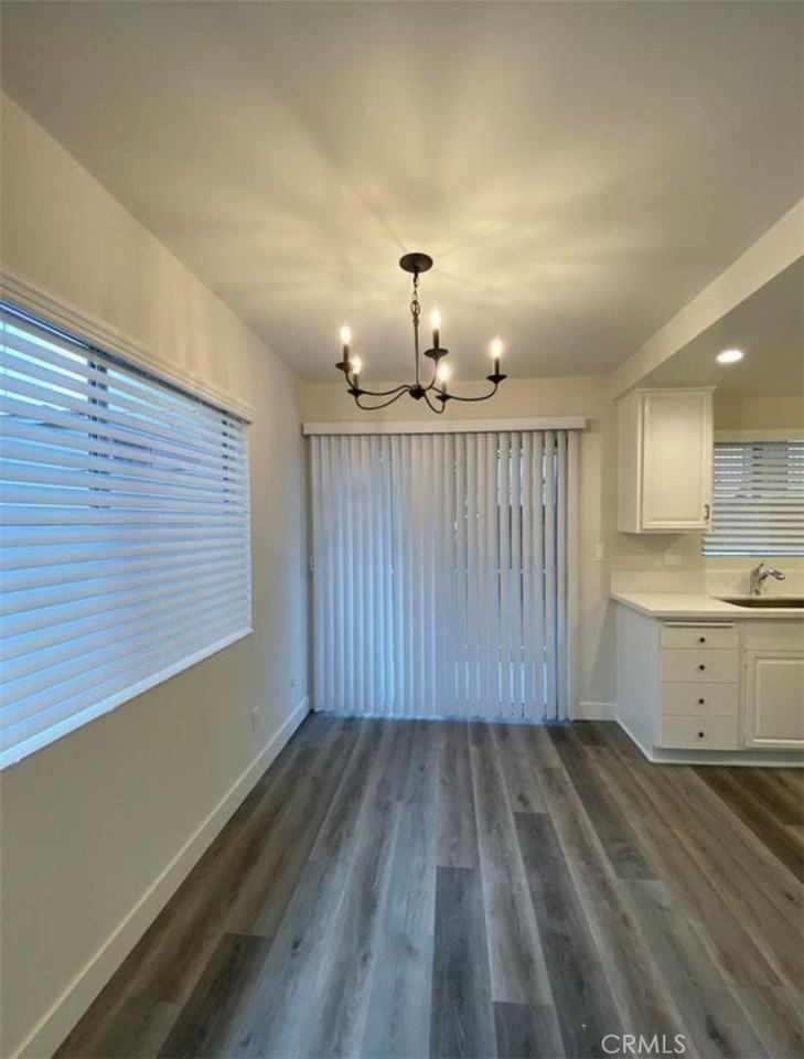 1254 W 8th St #3 - Photo 4 of 9