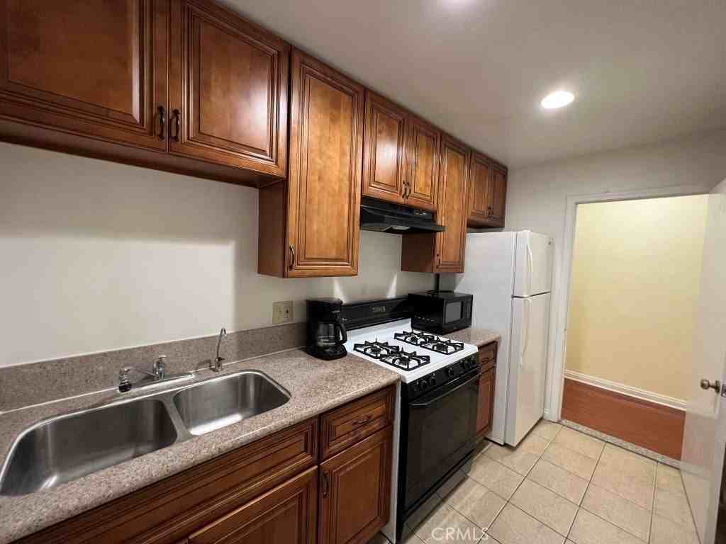 4963 Sereno Dr #B - Photo 7 of 13