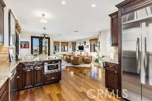 320 33rd Pl - Photo 7 of 19