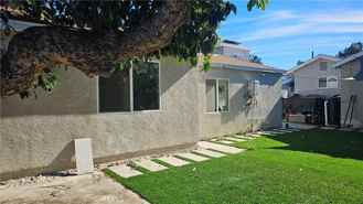 17615 Victory Blvd - Photo 1 of 1