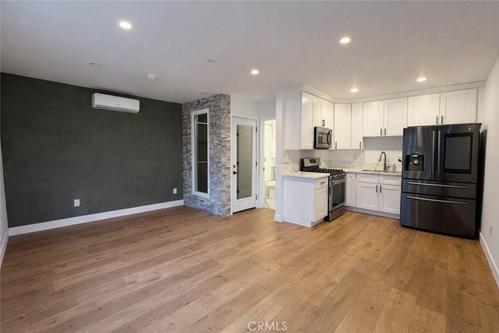 17034 Stagg St - Photo 3 of 13