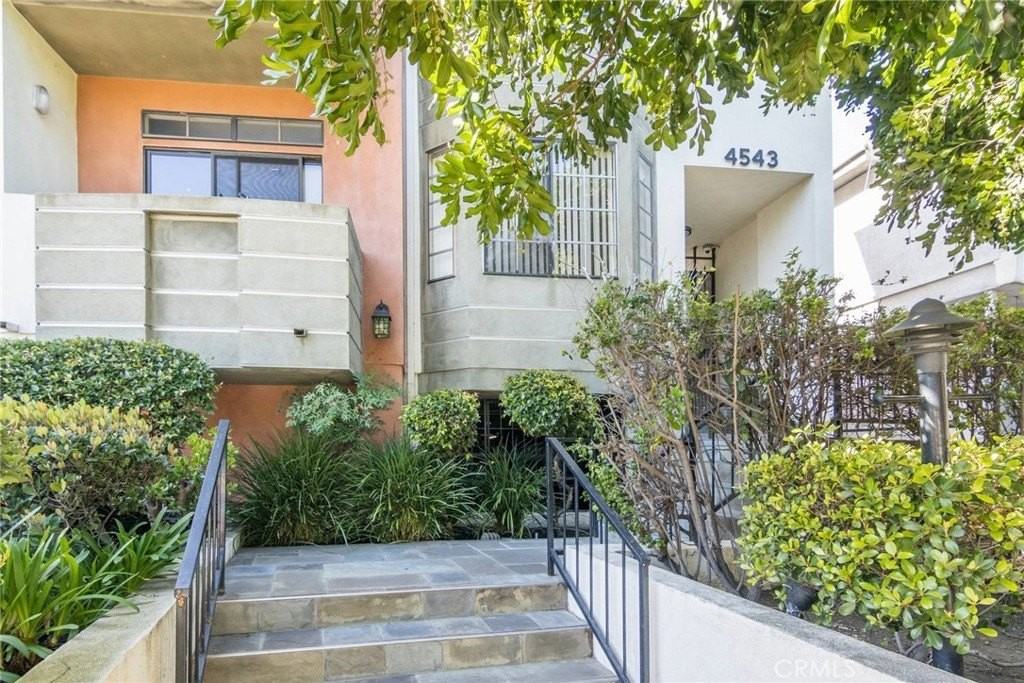 4543 Willis Ave - Photo 4 of 20