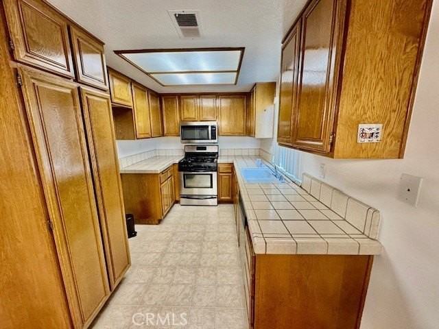 18336 Algiers St - Photo 2 of 18