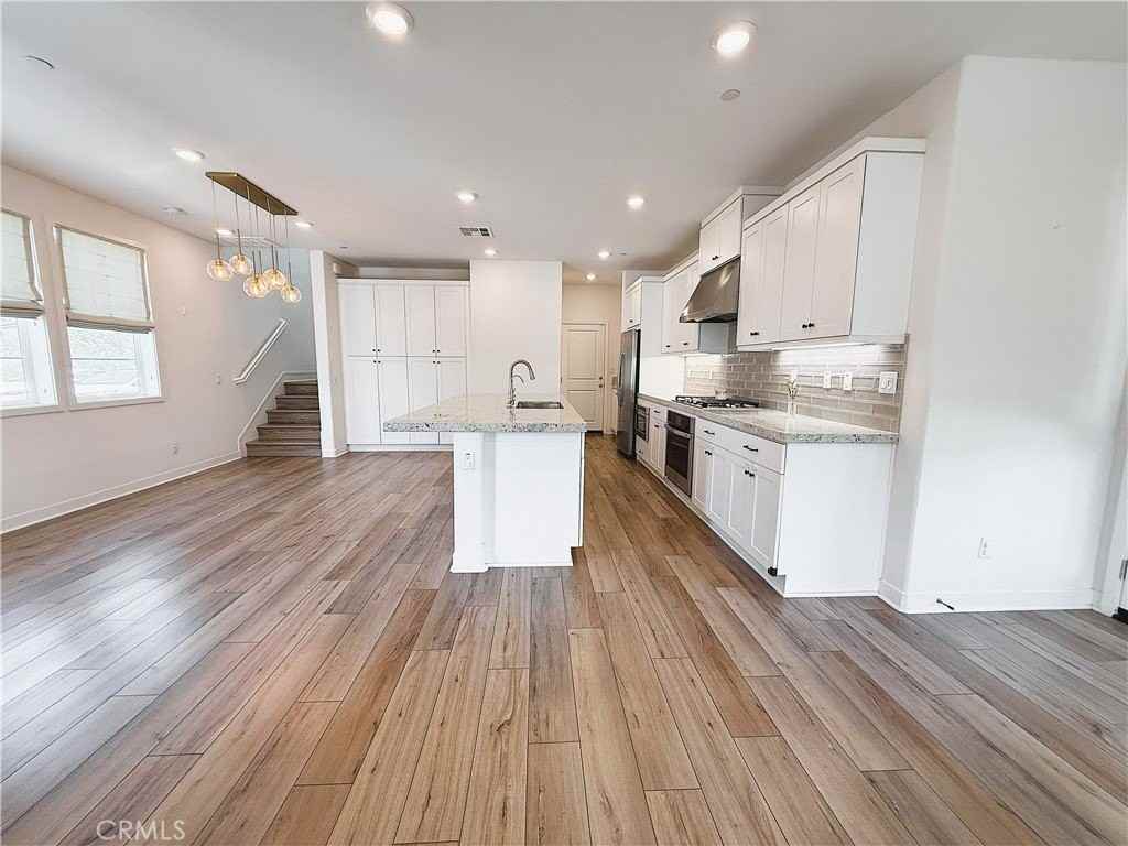 27078 Painted Sky Way - Photo 3 of 33