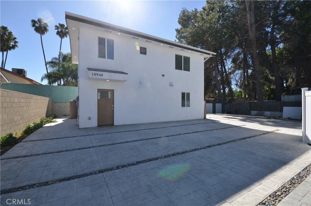 18946 Ingomar St - Photo 2 of 18