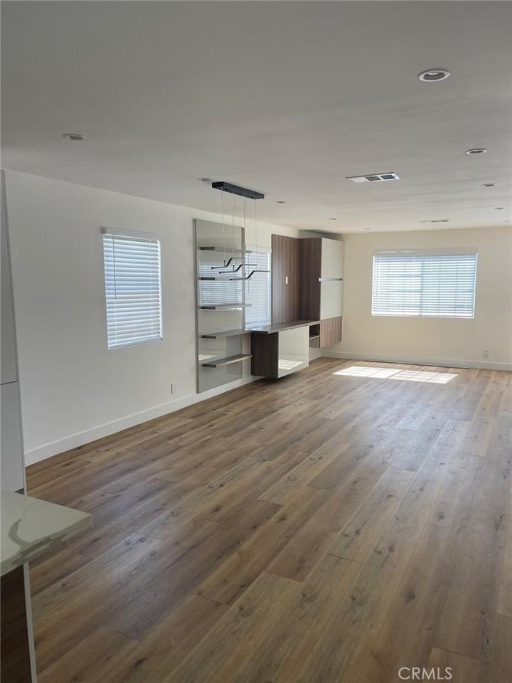 7051 Garden Grove Ave - Photo 6 of 17