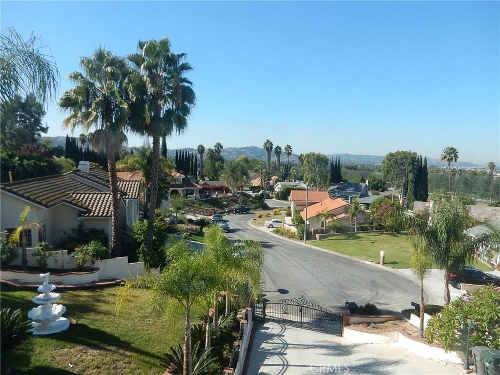 20128 Candleflame Ct - Photo 2 of 41