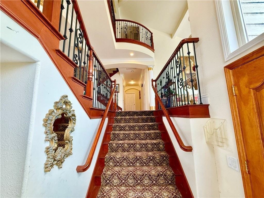 20128 Candleflame Ct - Photo 4 of 41