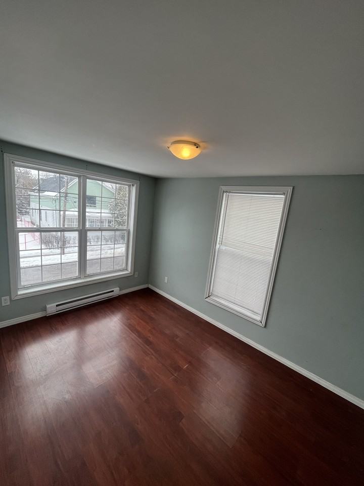 152 Wesley St #2 - Photo 6 of 14