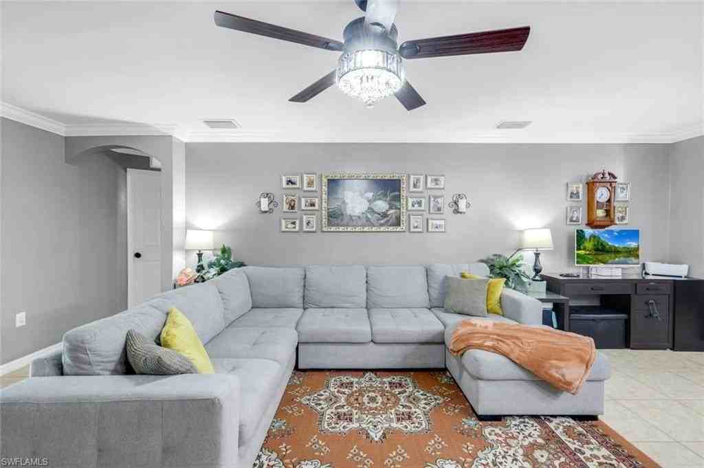 740 Evening Shade Ln - Photo 5 of 29