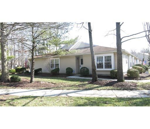 270 Constitution Cir - Photo 2 of 8