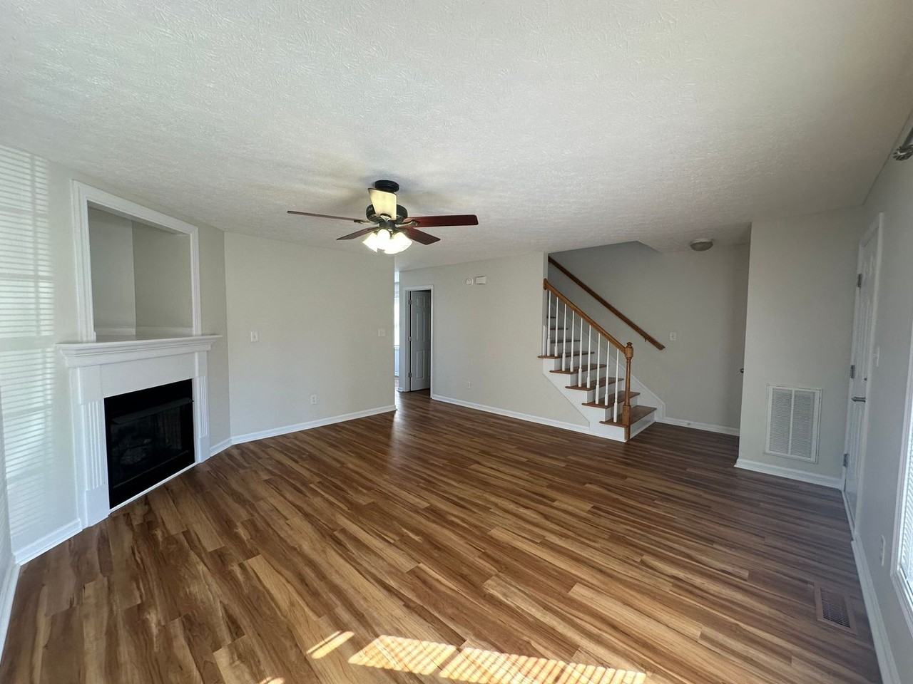 257 Northwynd Cir - Photo 7 of 40