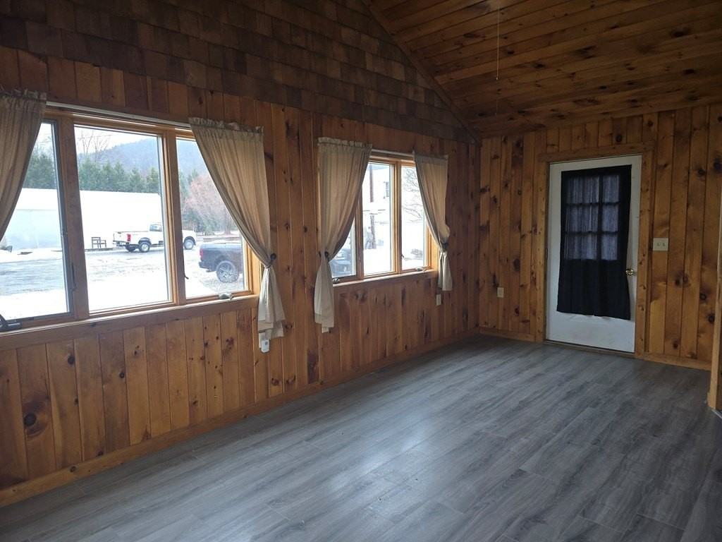 Route 287 - Photo 3 of 11