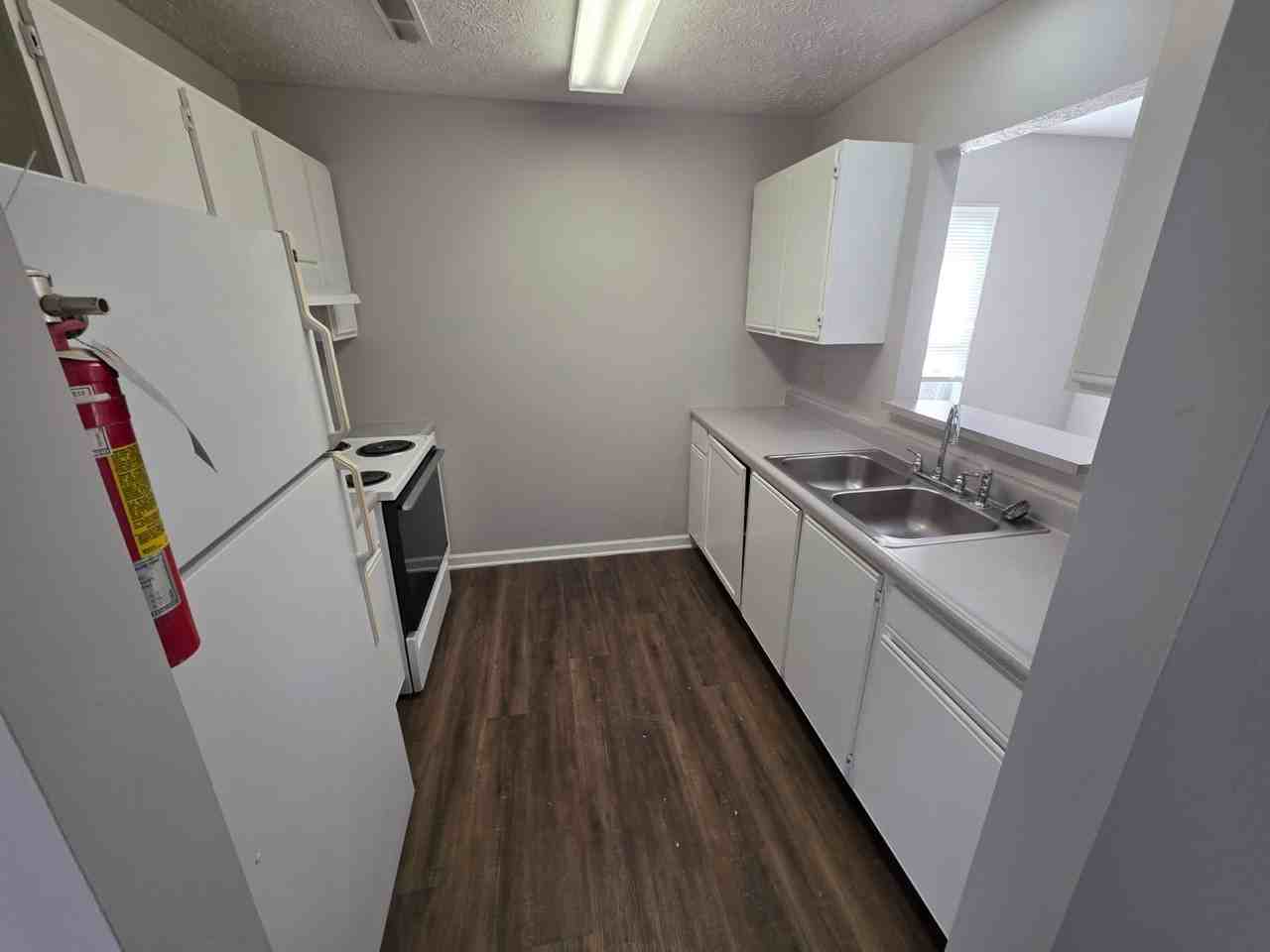 41 Pine Drive-3 #1 - Photo 4 of 7