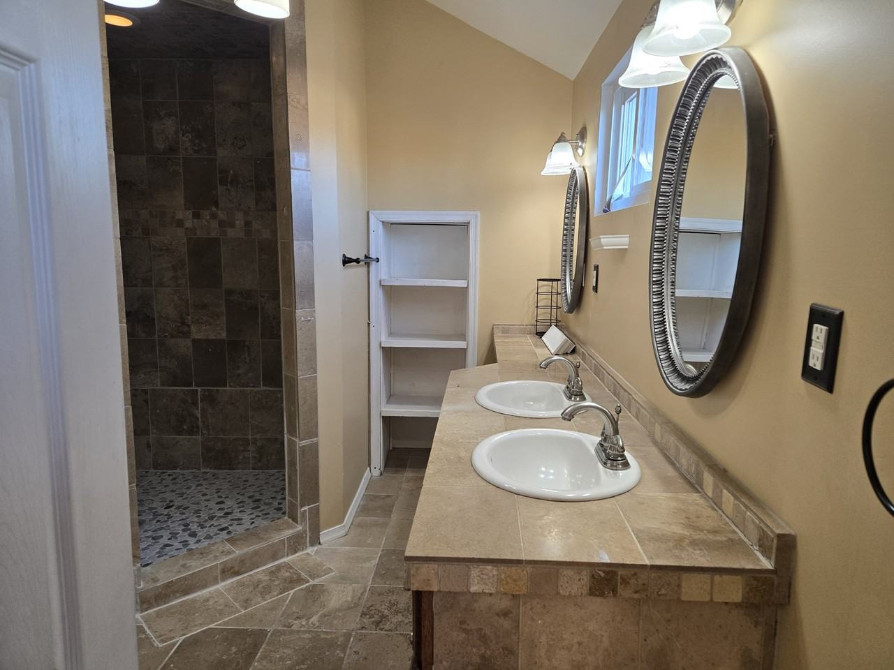 9654 14th View St #1 - Photo 3 of 13