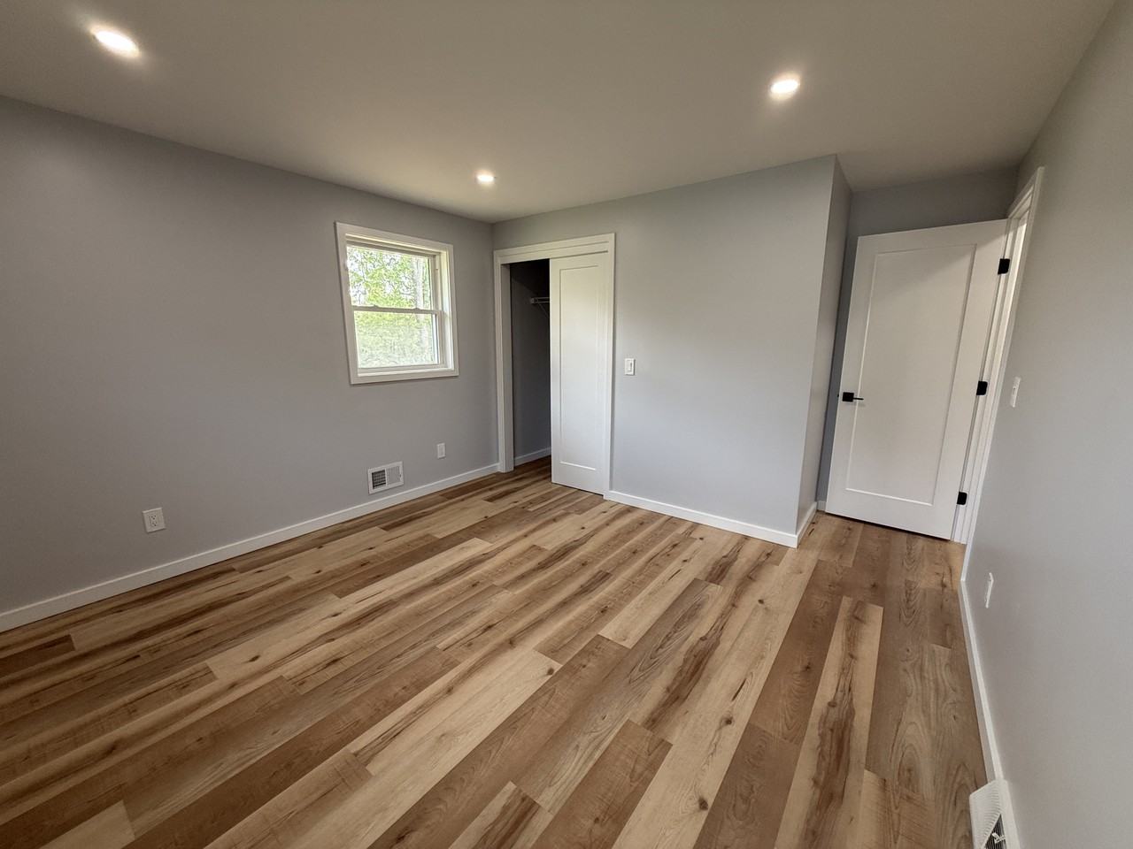 123 Cattaragus Dr #1 - Photo 6 of 18