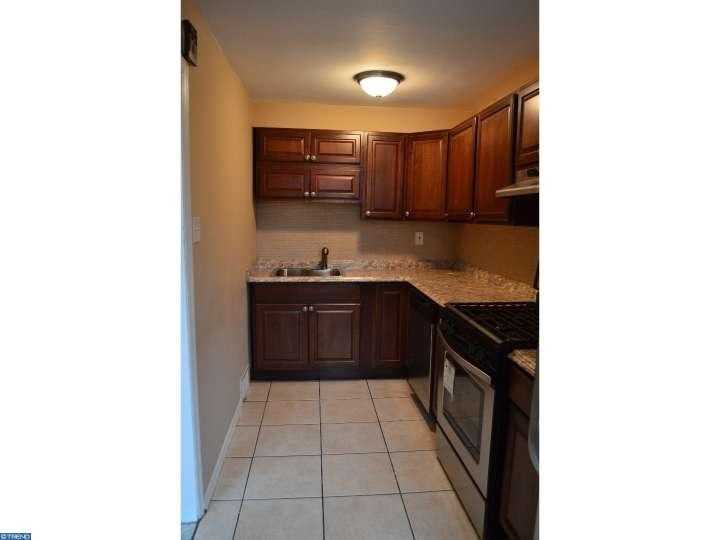 510 S 3rd St - Photo 3 of 17