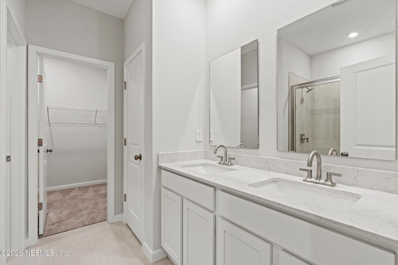 14728 Macadamia Ln - Photo 5 of 23