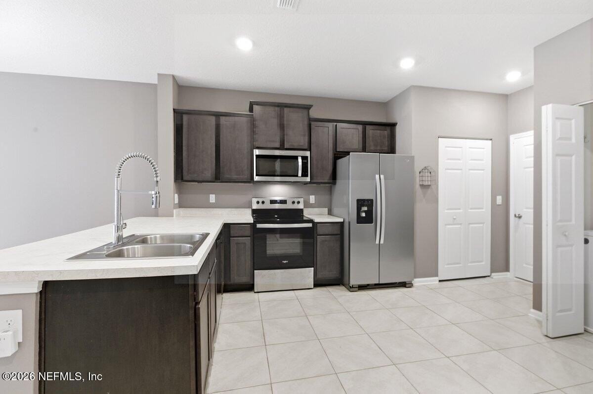 836 Observatory Pkwy - Photo 4 of 14