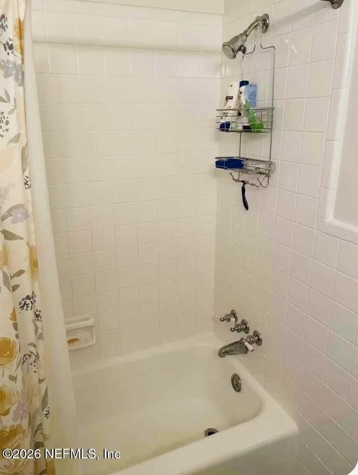 4808 Lawnview St Unit B #B - Photo 5 of 6