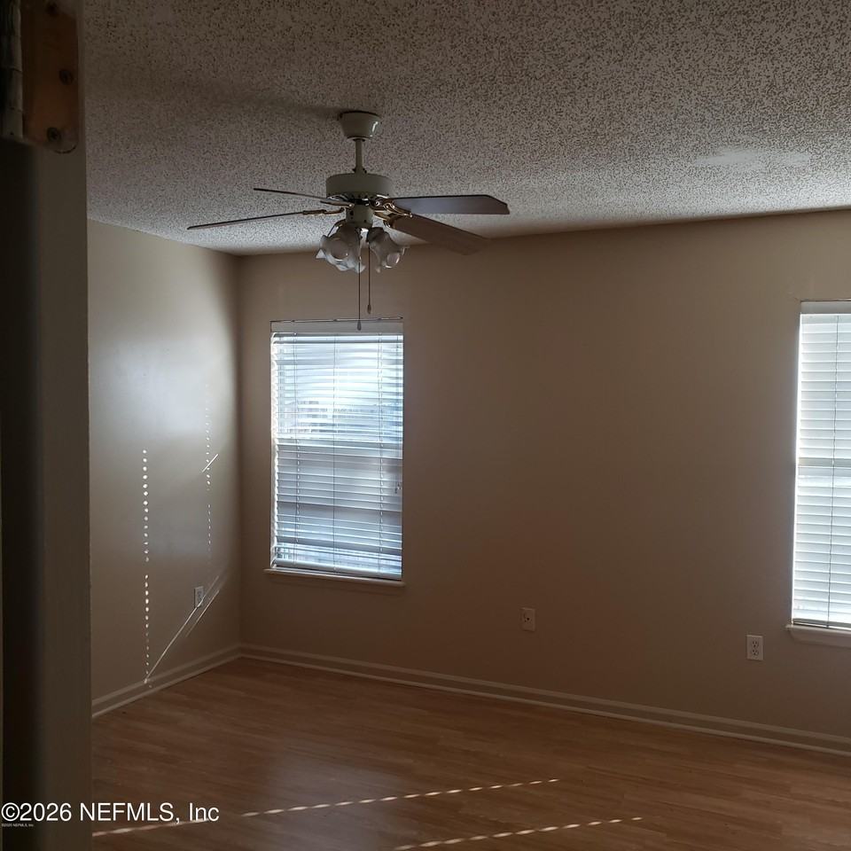 4436 Deer Valley Dr - Photo 4 of 7