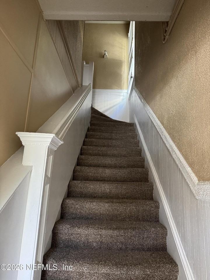 1604 Cherry St Apt 4 #4 - Photo 2 of 11