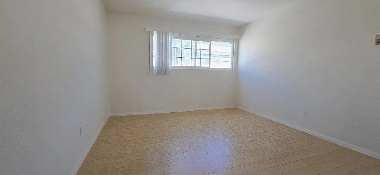 1215 Amethyst St #D - Photo 3 of 13