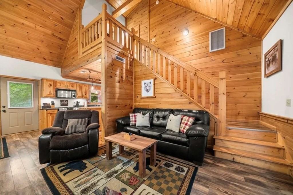 1175 Nexus Dr - Photo 5 of 33