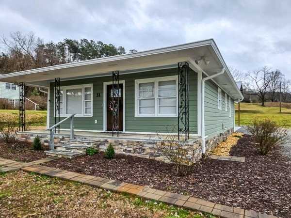 31 Willow St - Photo 5 of 42