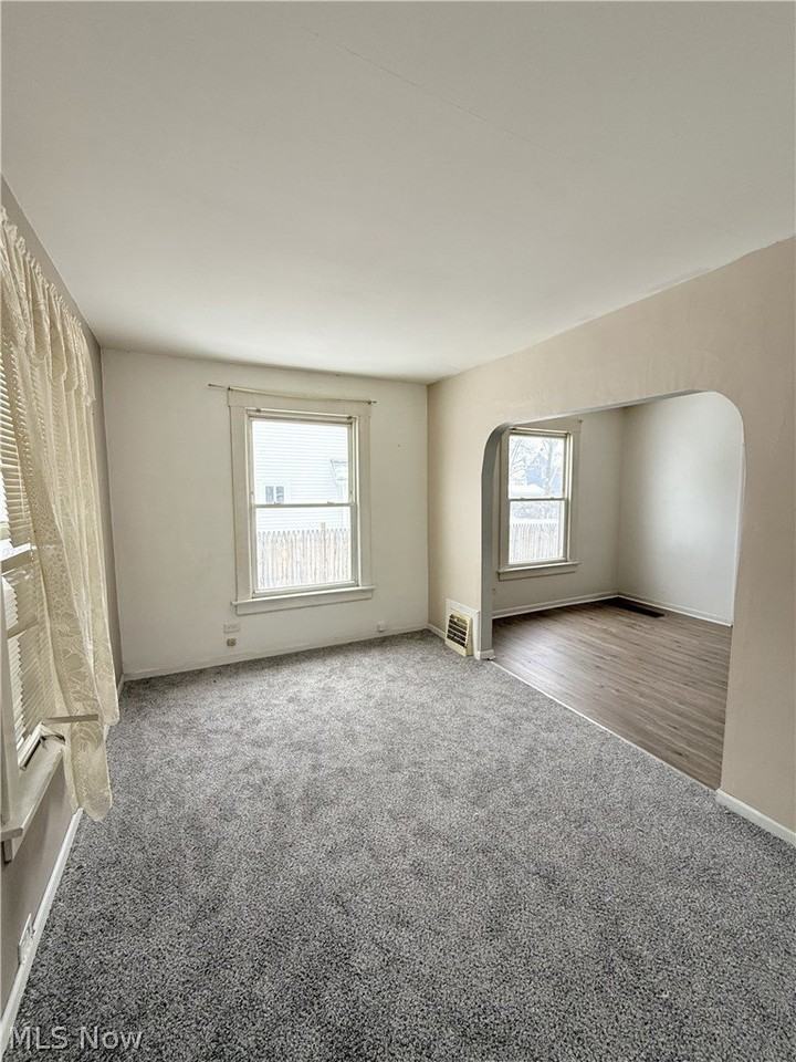 1253 California Ave - Photo 6 of 31