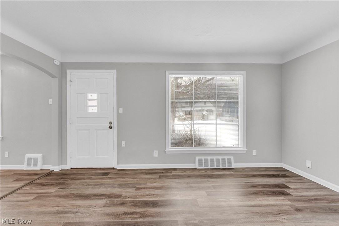 876 E 209th St - Photo 3 of 26