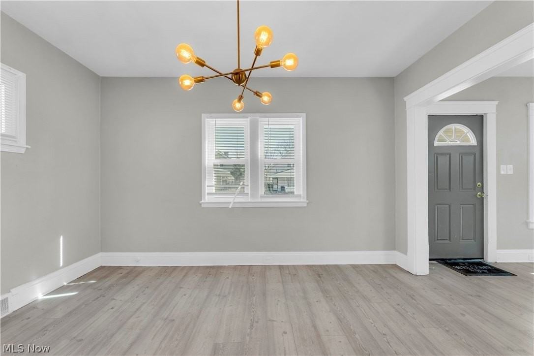 4710 Birchwood Rd - Photo 4 of 26