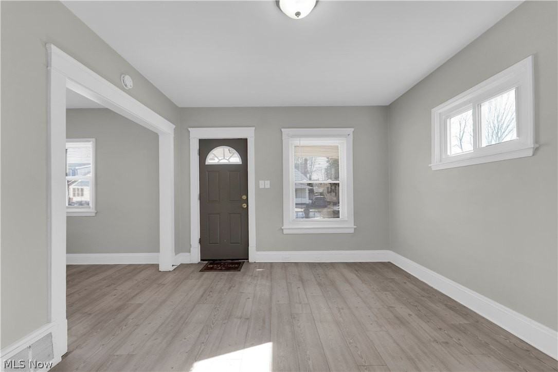 4710 Birchwood Rd - Photo 7 of 26