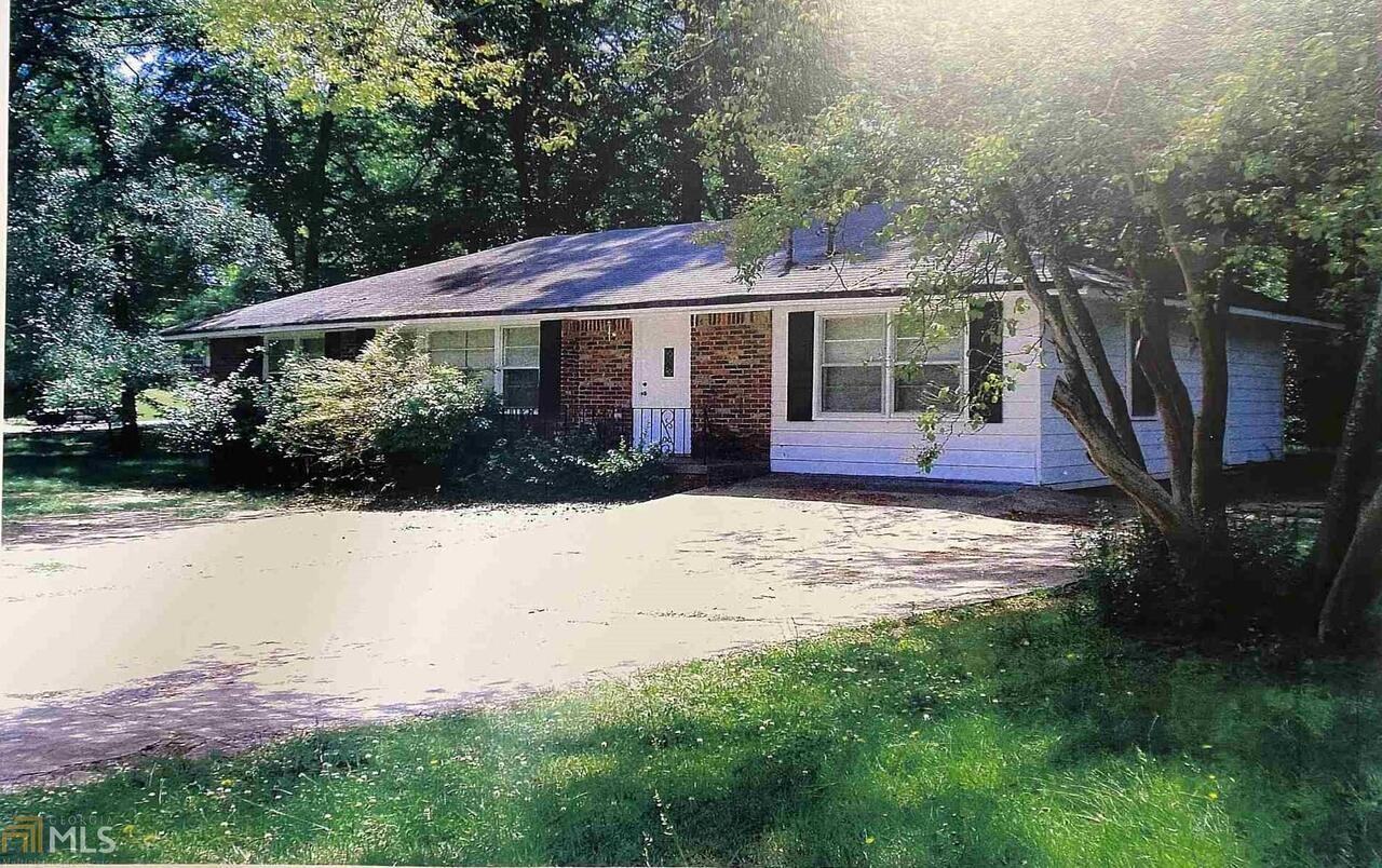 6097 Park Dr #1 - Photo 2 of 2