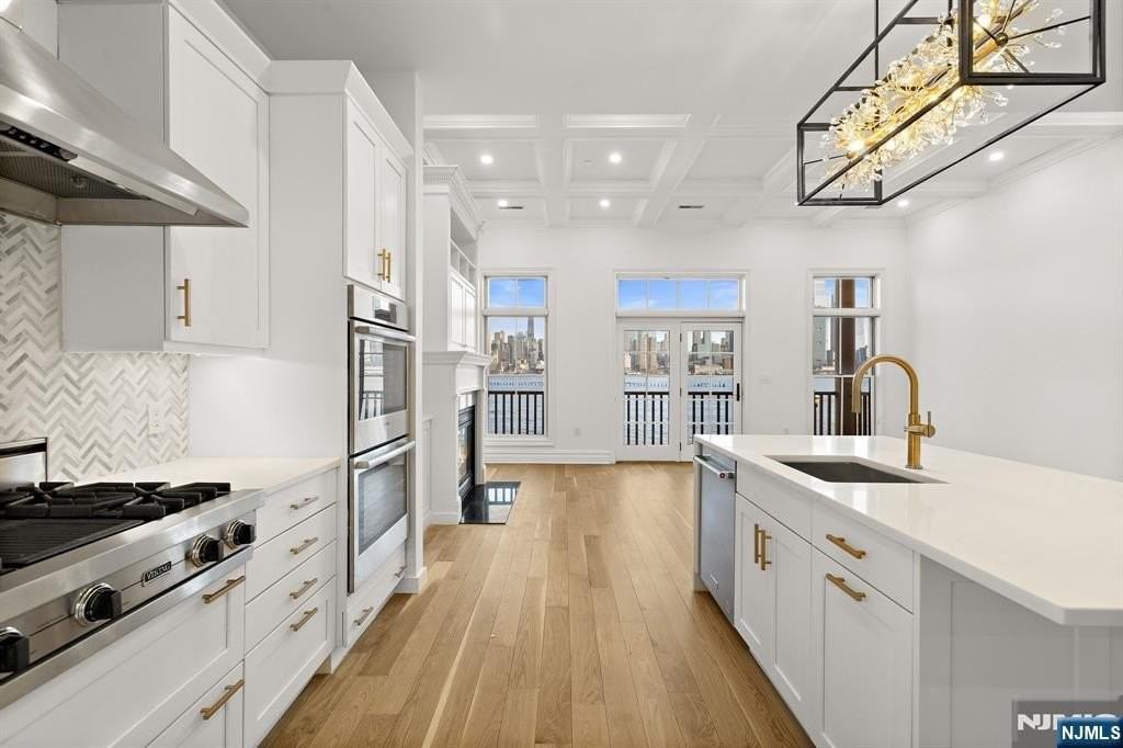 16 Regency Pl - Photo 4 of 15