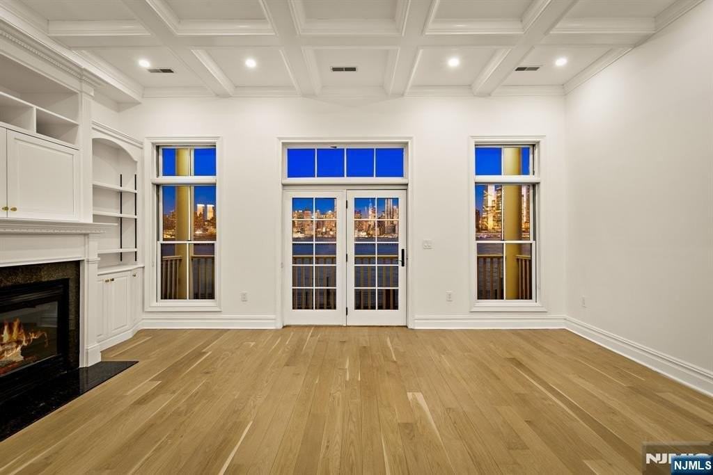 16 Regency Pl - Photo 6 of 15