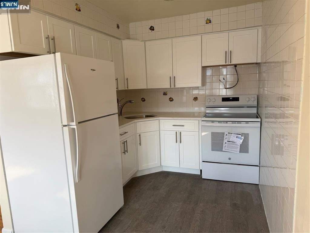 419 Paterson Ave - Photo 2 of 4