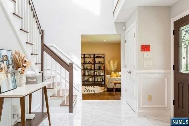 18 Cedar Ct - Photo 3 of 25